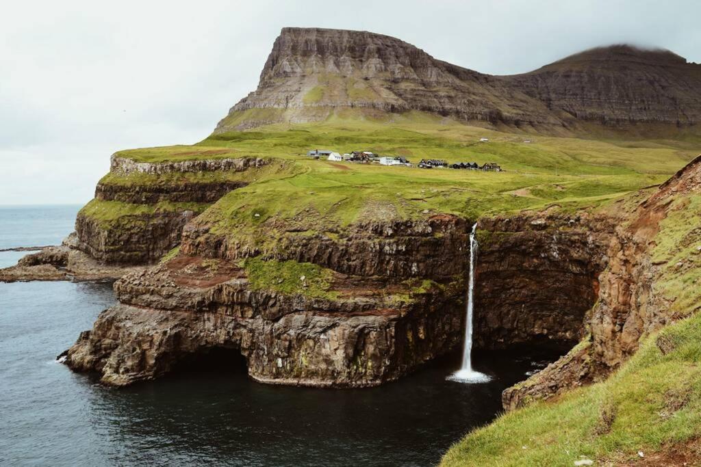 Mulafossur Cottage No 4 By Famous Waterfall In Gasadalur Bagian luar foto